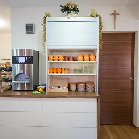 Zlami-holzer Szálloda Klagenfurt am Woerthersee