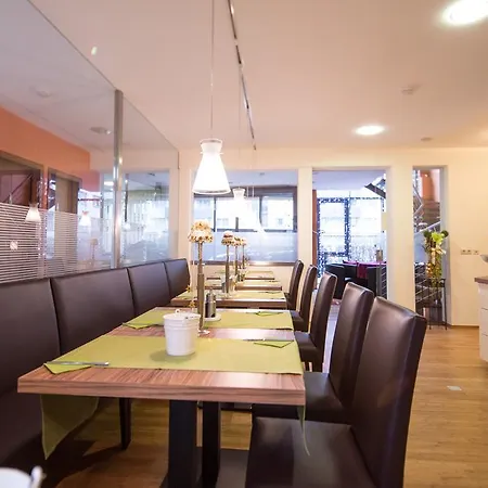 Zlami-holzer Klagenfurt am Woerthersee