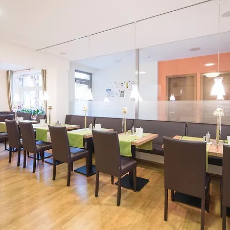 Hotel Zlami-Holzer 3*
