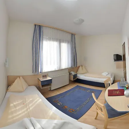 Hotel Zlami-Holzer 3* Klagenfurt am Woerthersee